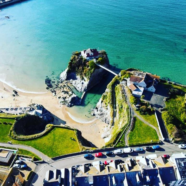 Lazy Waves Boutique B&B New Quay Exterior foto
